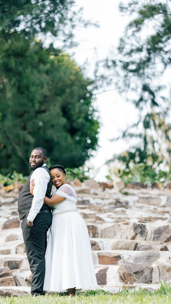 SPG08787 muthoni & daniel