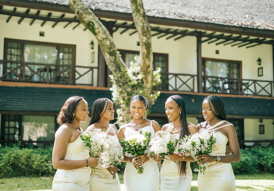 ALF00222 Happy & Moses