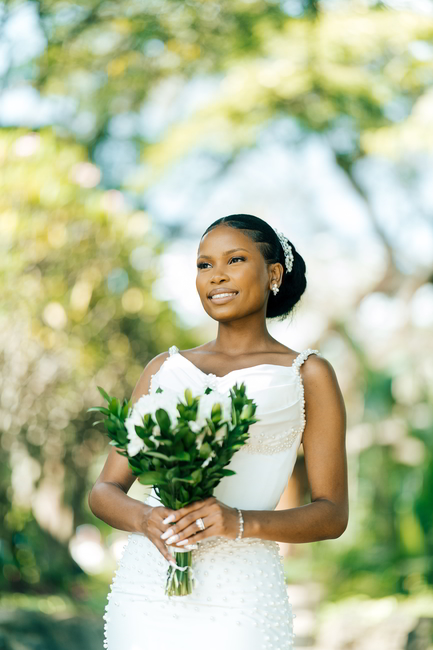 ALF00322 Happy & Moses